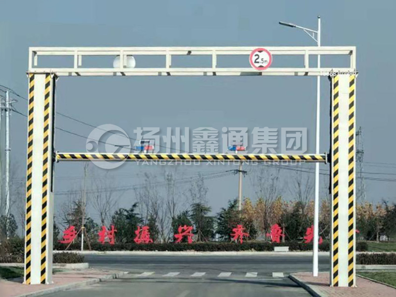 LMJ-028，升降式限高龍門架